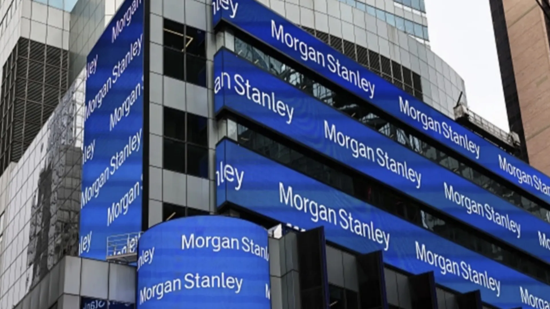 GPU보다 전기가 급하다? 모건스탠리가 지목한 AI 전쟁의 '진짜 승자'